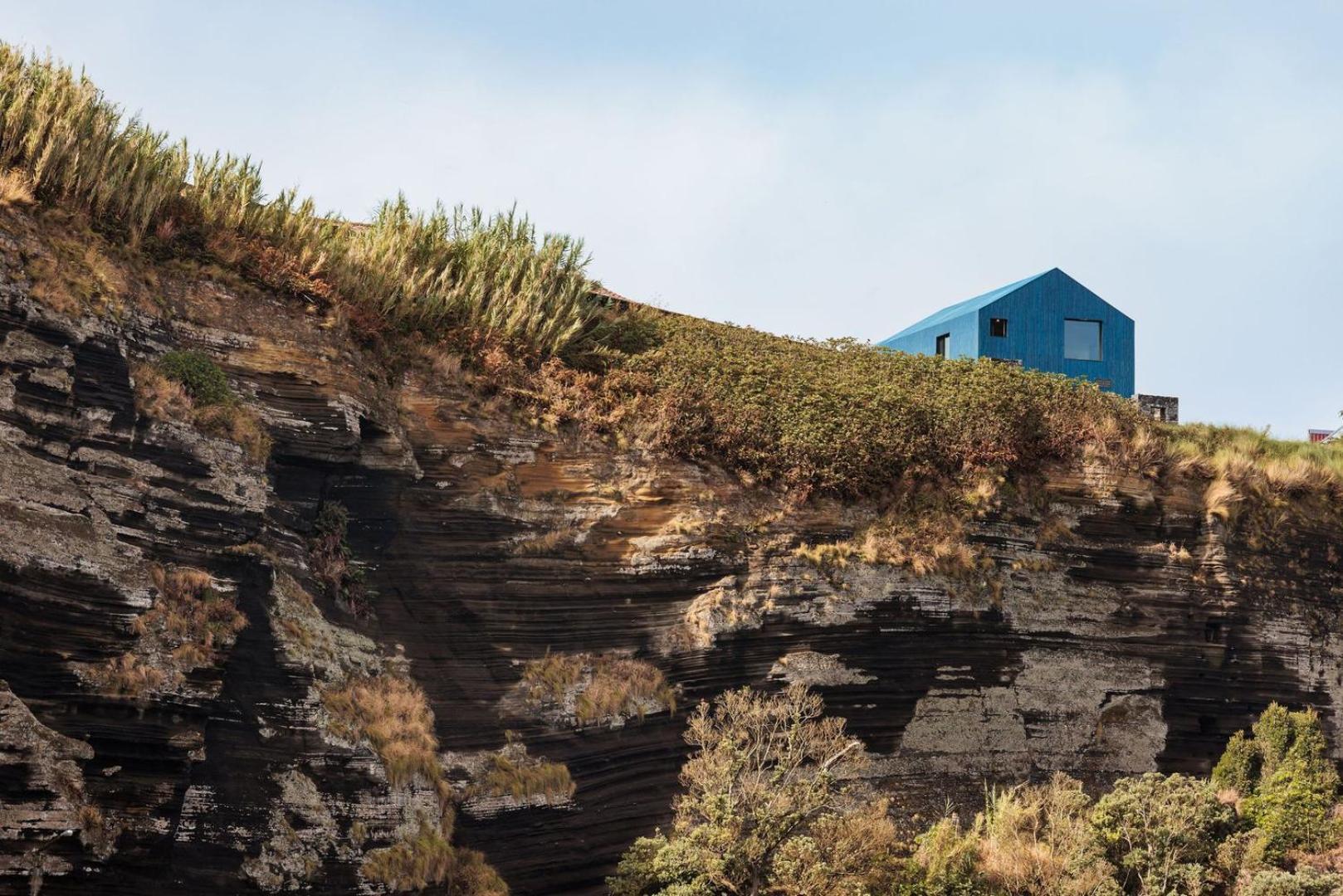 The Blue House Azores Capelas Luaran gambar